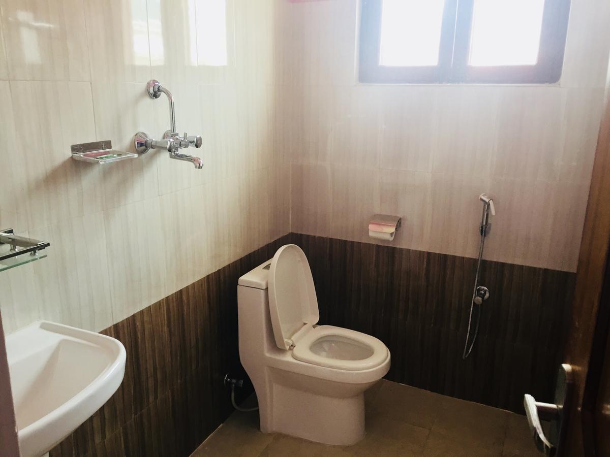 Obey Guest House Pokhara Exterior photo