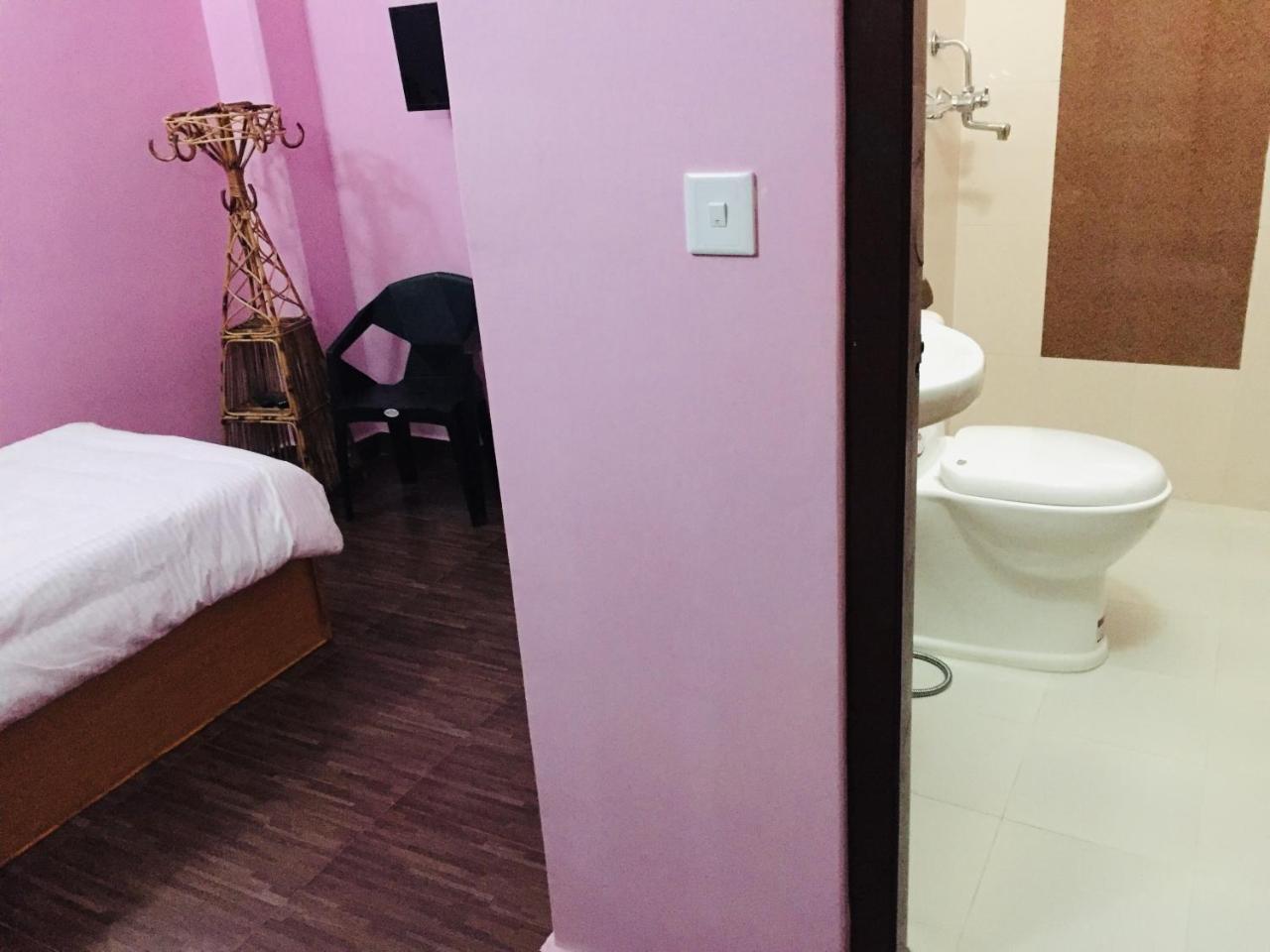 Obey Guest House Pokhara Exterior photo